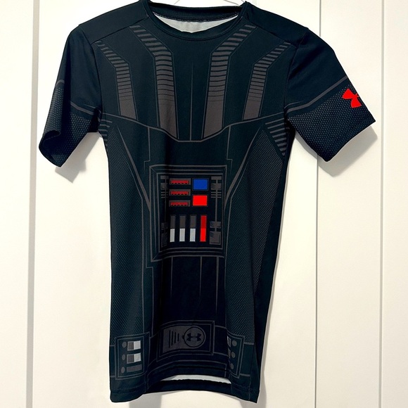 Under Armour X Star Wars Compression T-shirt Size Small Darth Vader - Picture 1 of 8